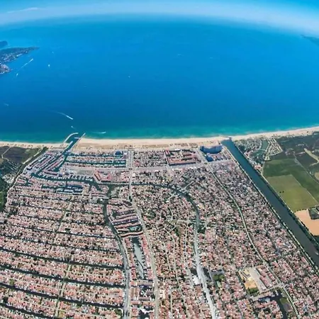 Con Piscina Y Terraza Cerca Del Mar * Empuriabrava