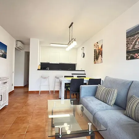 Con Piscina Y Terraza Cerca Del Mar Empuriabrava