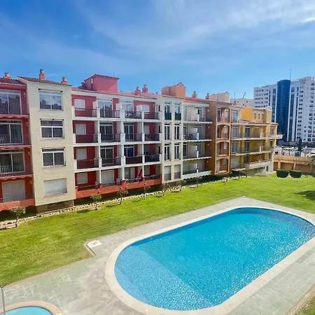Con Piscina Y Terraza Cerca Del Mar * Empuriabrava