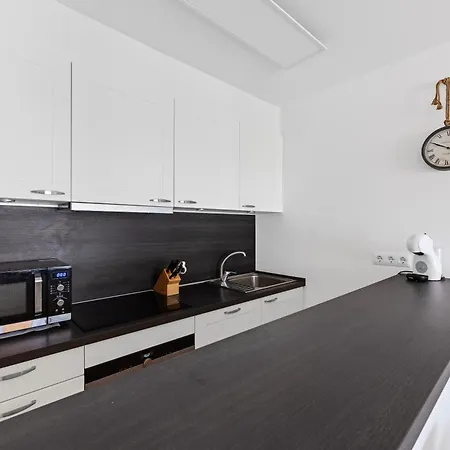 Apartment Con Piscina Y Terraza Cerca Del Mar *