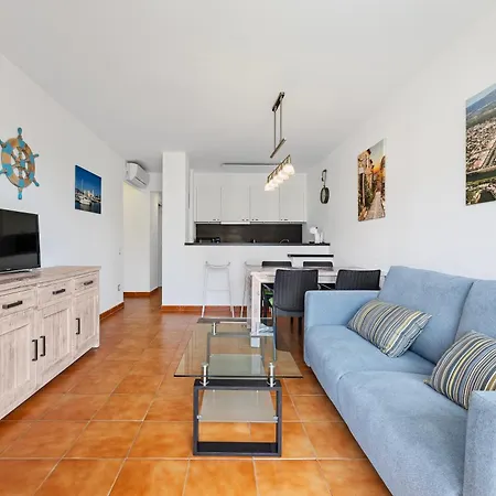 Con Piscina Y Terraza Cerca Del Mar Apartment Empuriabrava